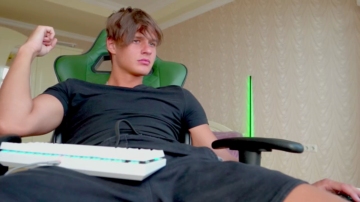 Dave_Maxwell  23-07-2021 video bigass